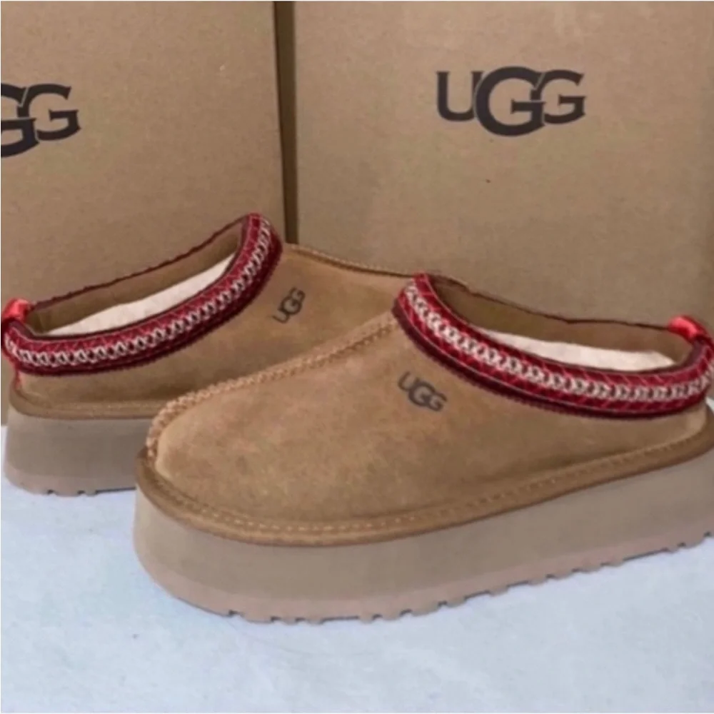 UGG TAZZ - Picture 1 of 5